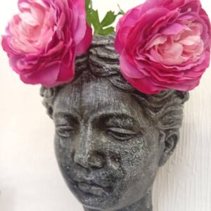 Wall decor vase – Silver Goddess