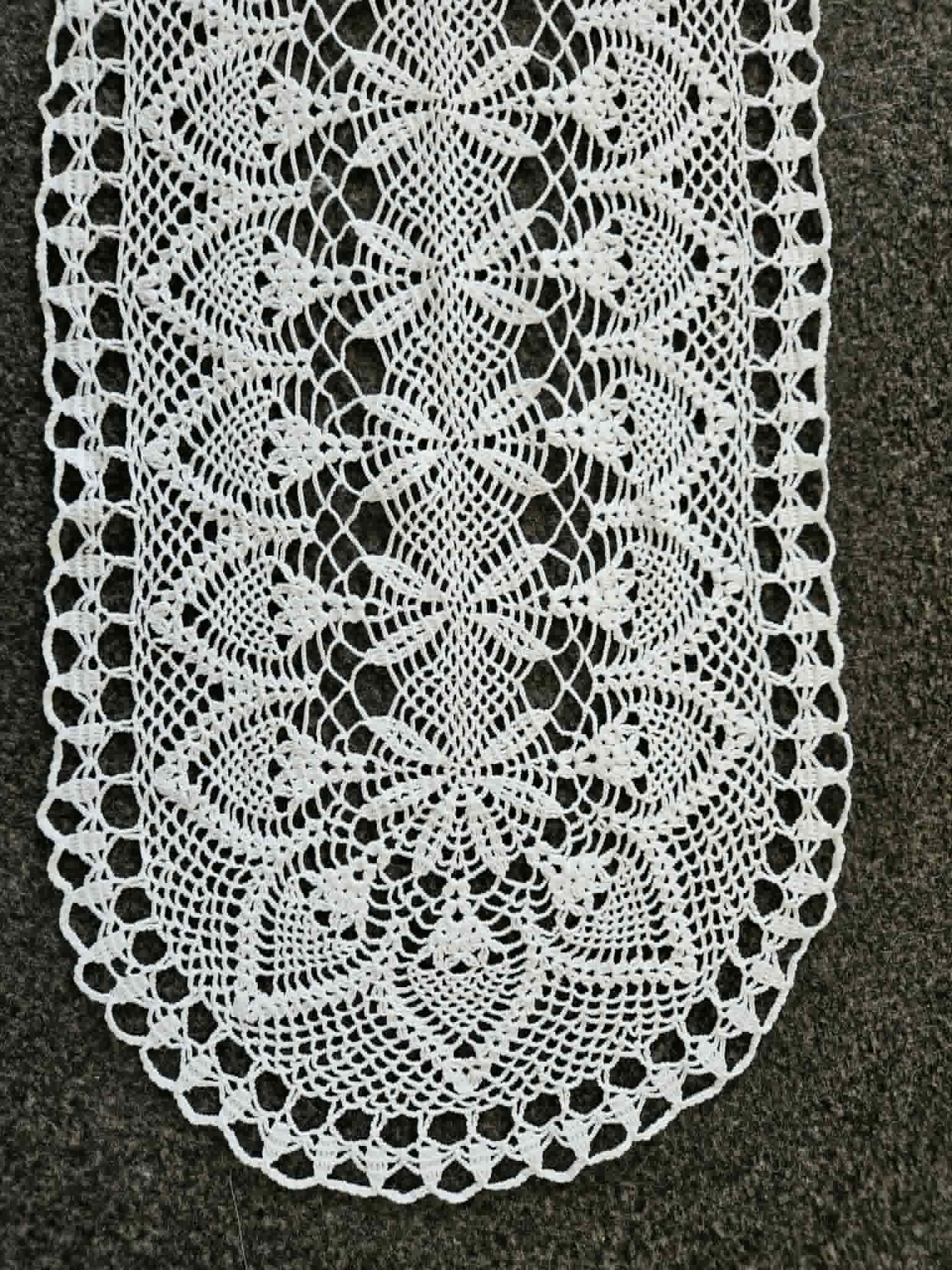 table placement pattern on floor