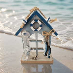 Miniature Wooden Beach House Ornament | 15cm Nautical Beach Hut Decor with Starfish & Fish Charms | Coastal Seaside Bathroom Shelf Sitter Table Decoration